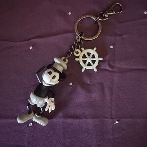 Disney Steamboat Willie Keychain - Black and Silver